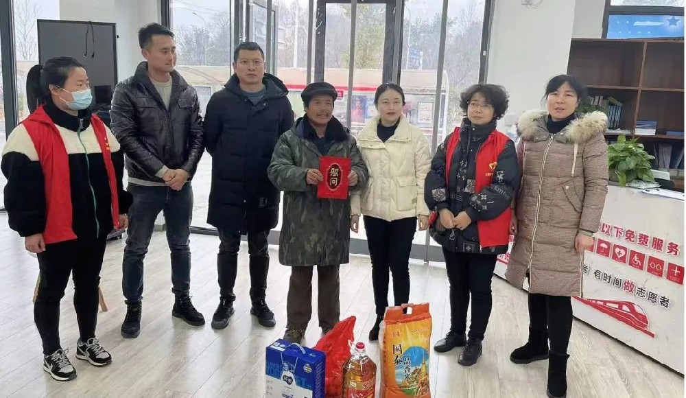 寒冬送溫暖 關(guān)懷暖人心——恒升黨支部慰問孤寡老人